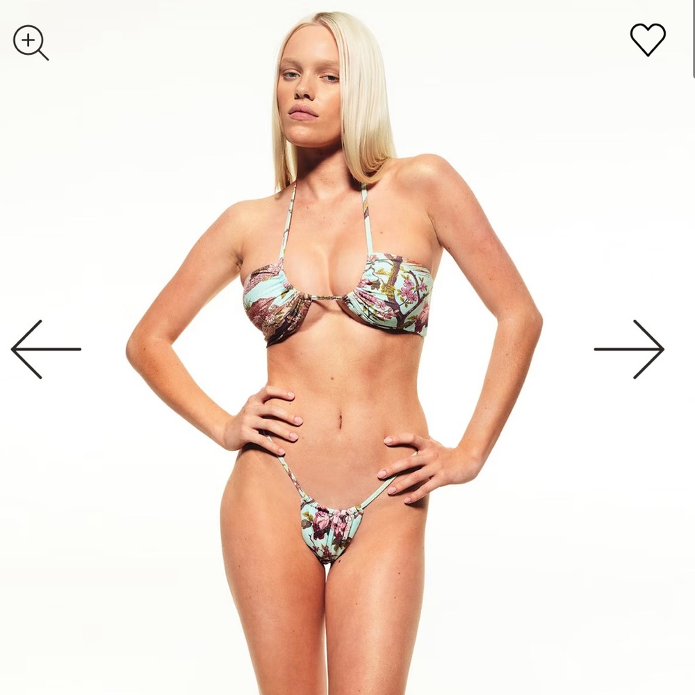 Skims x Roberto Cavalli Halter Bikini Top in Fagianella Print size XS NWT